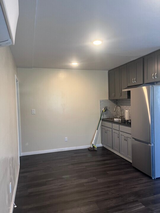 144 F St in Chula Vista, CA - Building Photo