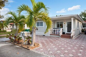 1620 SW 19th St in Miami, FL - Building Photo - Building Photo