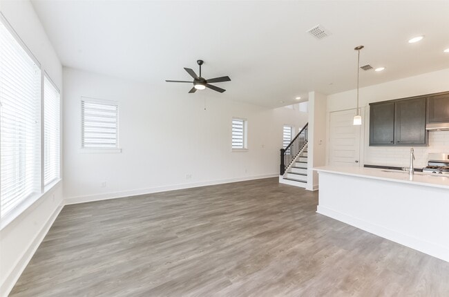 property at 10916 Keaton Landing Dr