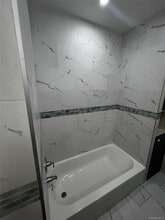 349 Warwick Ave in Mount Vernon, NY - Building Photo - Building Photo