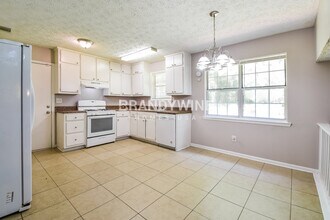 911 Walnut Creek Ln in Jonesboro, GA - Building Photo - Building Photo