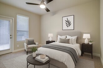 2370 Bastrop St in Houston, TX - Building Photo - Building Photo