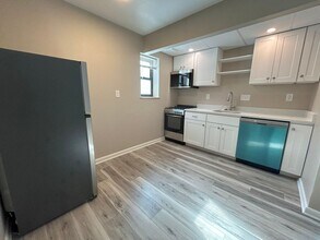 200 Piper Dr in Pittsburgh, PA - Building Photo - Building Photo