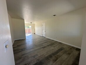 61859 Desert Air Rd in Joshua Tree, CA - Building Photo - Building Photo