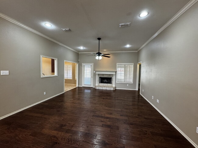5816 90th St in Lubbock, TX - Building Photo - Building Photo