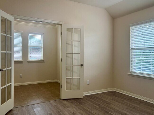 909 Coulee Dr in Leander, TX - Building Photo - Building Photo