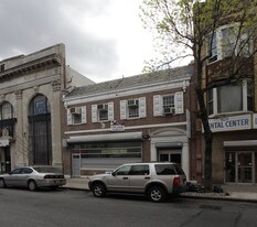 1010 Gates Ave in Brooklyn, NY - Building Photo
