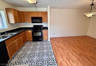 1408 Park Shore Cir in Ft. Myers, FL - Building Photo - Building Photo