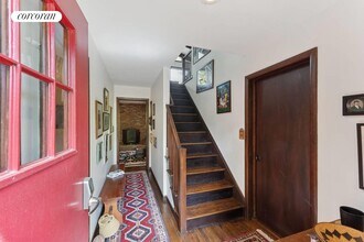 74 John St in Sag Harbor, NY - Building Photo - Building Photo