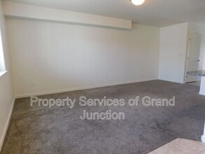 654 Trinity Way in Grand Junction, CO - Building Photo - Building Photo
