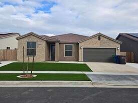 1455 N Frontier St in Hanford, CA - Building Photo