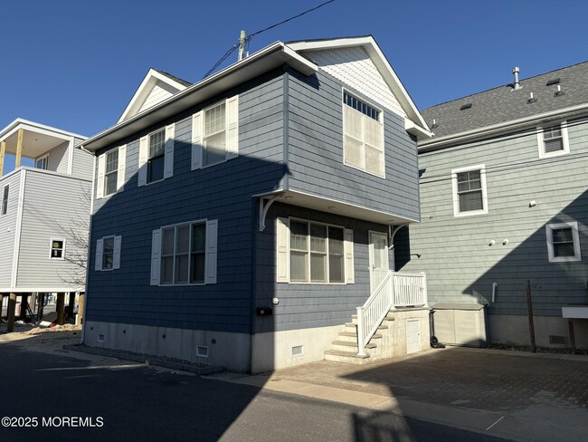 30 Peterson Ln in Lavallette, NJ - Building Photo - Building Photo