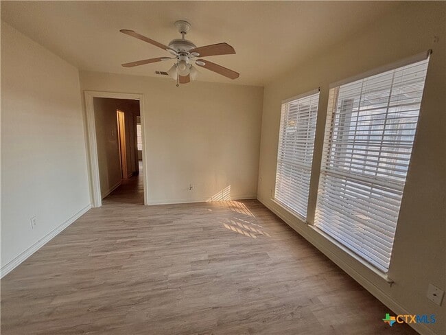 property at 1905 Elkins Ave