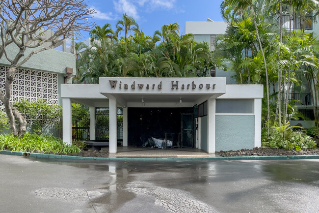 Windward Harbor in Kailua, HI - Foto de edificio - Building Photo