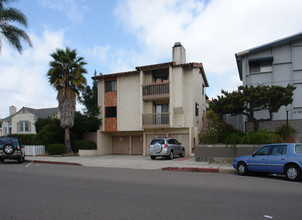 3985 MISSISSIPPI St in San Diego, CA - Building Photo - Building Photo