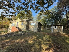 980 Black Oak Ridge Rd in Wayne, NJ - Building Photo - Building Photo