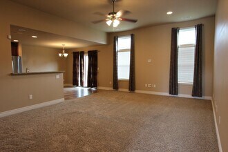 5811 Mahon Dr in Columbia, MO - Building Photo - Building Photo