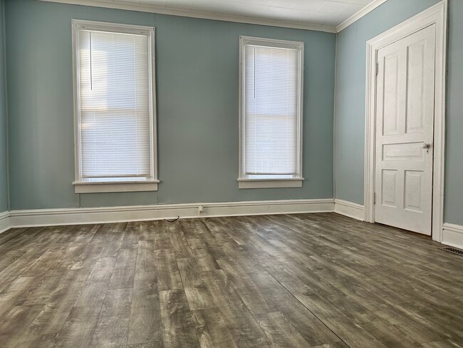 220 W Park St in Lapeer, MI - Building Photo - Building Photo