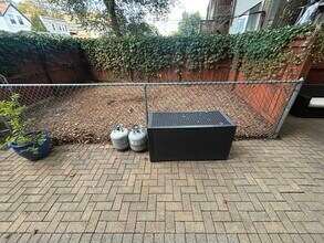 1530 W Edgewater Ave in Chicago, IL - Building Photo - Building Photo