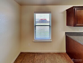 12432 Hunters Mill Trail in Burleson, TX - Building Photo - Building Photo