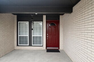 2409 Stonegate St in Arlington, TX - Building Photo - Building Photo