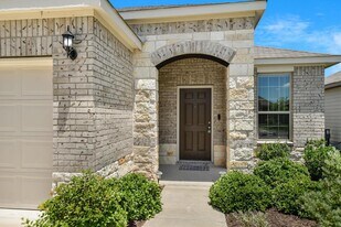 216 The Duke Dr in Jarrell, TX - Building Photo