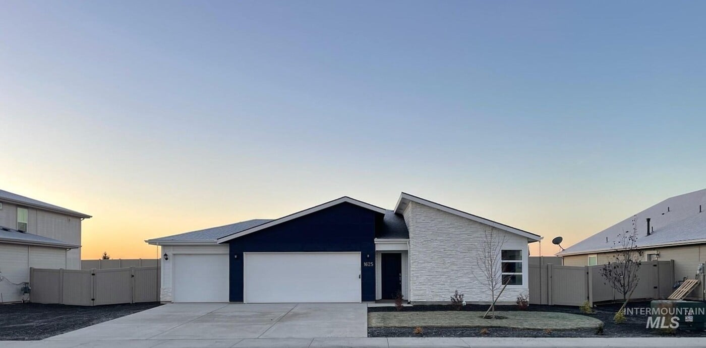 1625 Cashel St in Middleton, ID - Building Photo