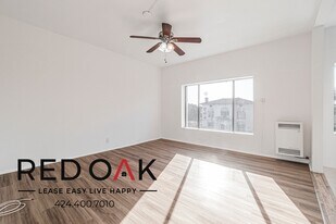 932 Irolo St in Los Angeles, CA - Building Photo