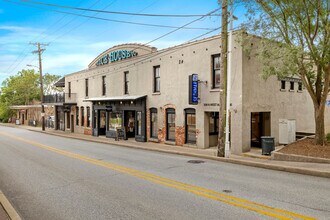 339 N West Ave in Fayetteville, AR - Building Photo - Building Photo
