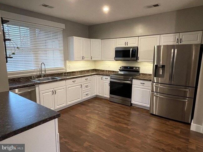 property at 1955 Pawlet Dr