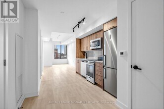 758 Dovercourt Rd in Toronto, ON - Building Photo - Building Photo