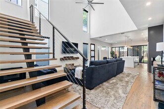 4639 Coles Manor Pl in Dallas, TX - Building Photo - Building Photo