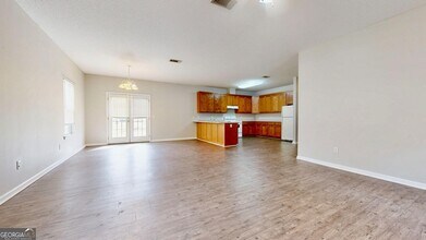 122 Grove Hill Ave in Blackshear, GA - Foto de edificio - Building Photo