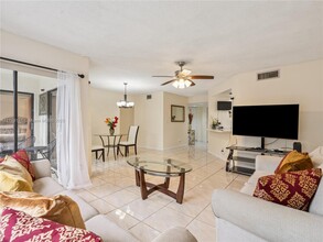1757 NW 81st Way in Plantation, FL - Building Photo - Building Photo