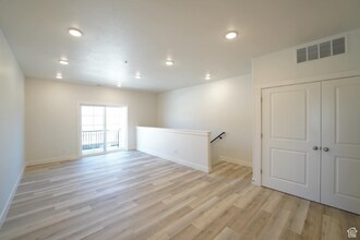 1561 110 in Logan, UT - Building Photo - Building Photo