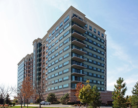 The Residences at Seven Bridges in Woodridge, IL - Building Photo - Building Photo