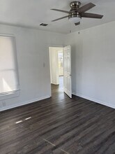 306 N Cleveland Ave in Sherman, TX - Building Photo - Building Photo