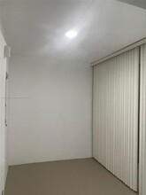 5111 W Oakland Park Blvd in Lauderdale Lakes, FL - Building Photo - Building Photo