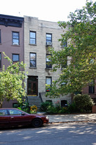 493 3rd St Apartments