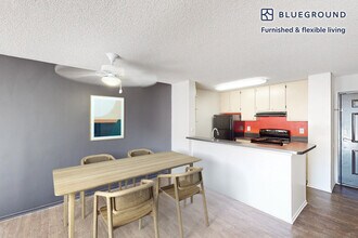 3883 Ingraham St, Unit SI FL2-ID642A in San Diego, CA - Foto de edificio - Building Photo