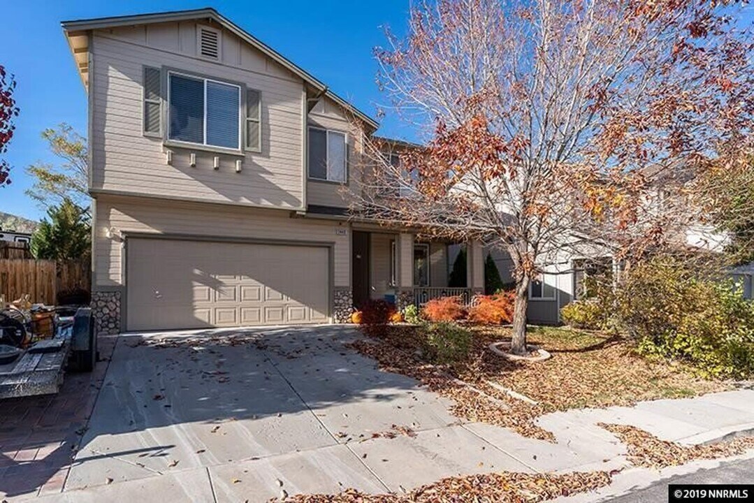2449 Bentley Dr in Reno, NV - Building Photo