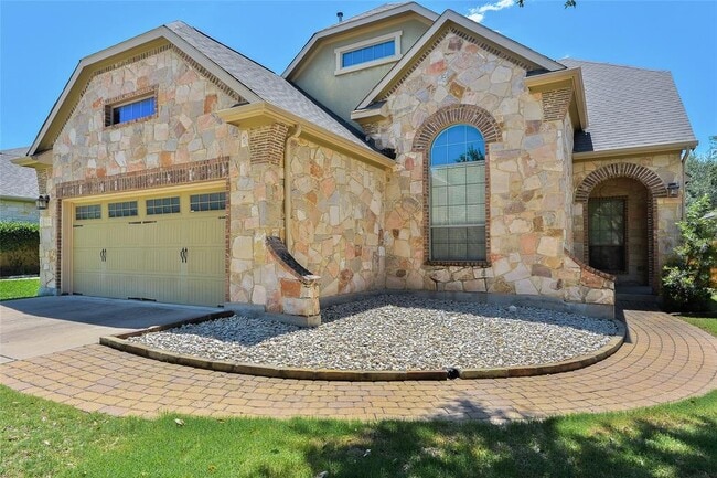 property at 4006 Gloucester Dr