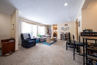 5924 Idaho Ave N in Minneapolis, MN - Building Photo - Building Photo