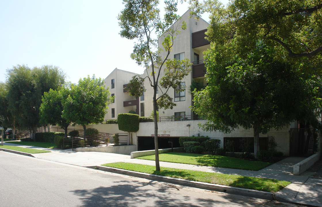 Harvard Apartments in Glendale, CA - Building Photo