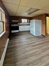 252 Main St in Walnutport, PA - Building Photo - Building Photo