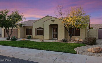 17592 W Copper Ridge Dr in Goodyear, AZ - Building Photo - Building Photo