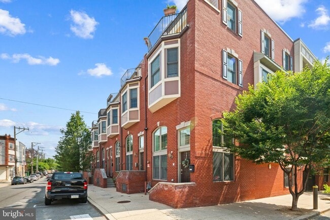 property at 1001 N 3rd St