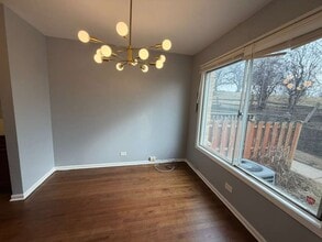 1612 Islandview Ct in Hoffman Estates, IL - Building Photo - Building Photo