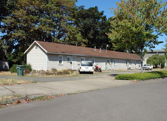 1340-1348 Lee St SE in Salem, OR - Building Photo - Building Photo