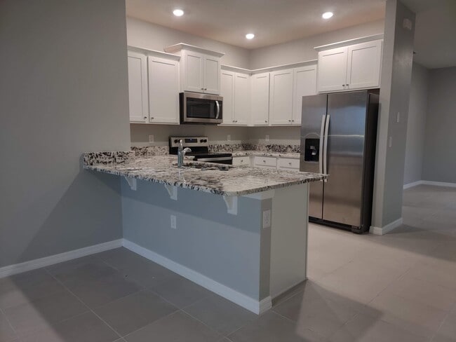 5385 Sunshine Dr in Wildwood, FL - Building Photo - Building Photo